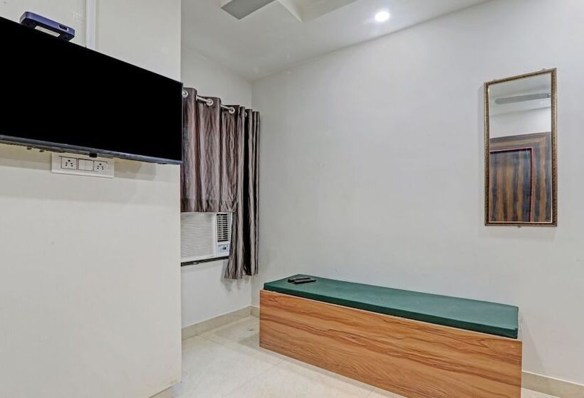 Itsy Hotels Royal Galaxy