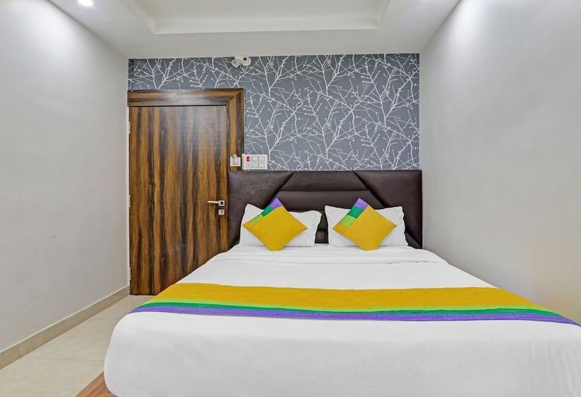 Itsy Hotels Royal Galaxy