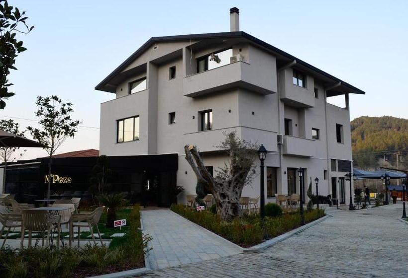 בית מלון כפרי N Peze