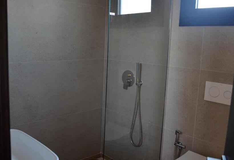 בית מלון כפרי N Peze