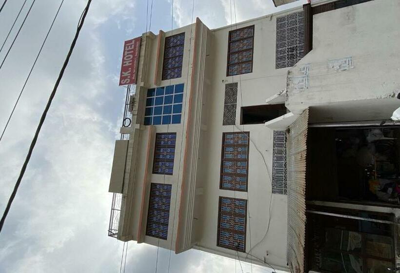 فندق Oyo 85866 S K