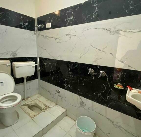 فندق Oyo 85866 S K