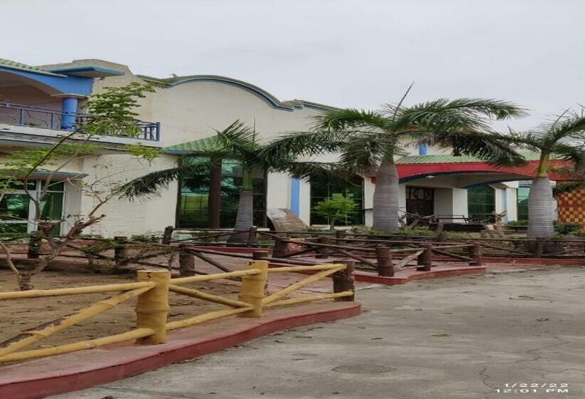 Отель Oyo 86117 Saini Resort And