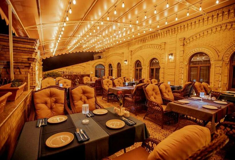 فندق Silk Road Empire Samarkand