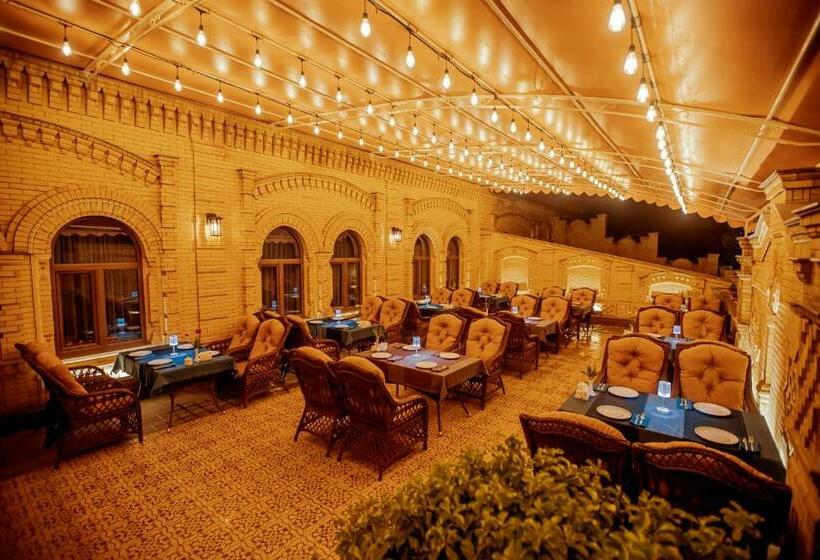 فندق Silk Road Empire Samarkand