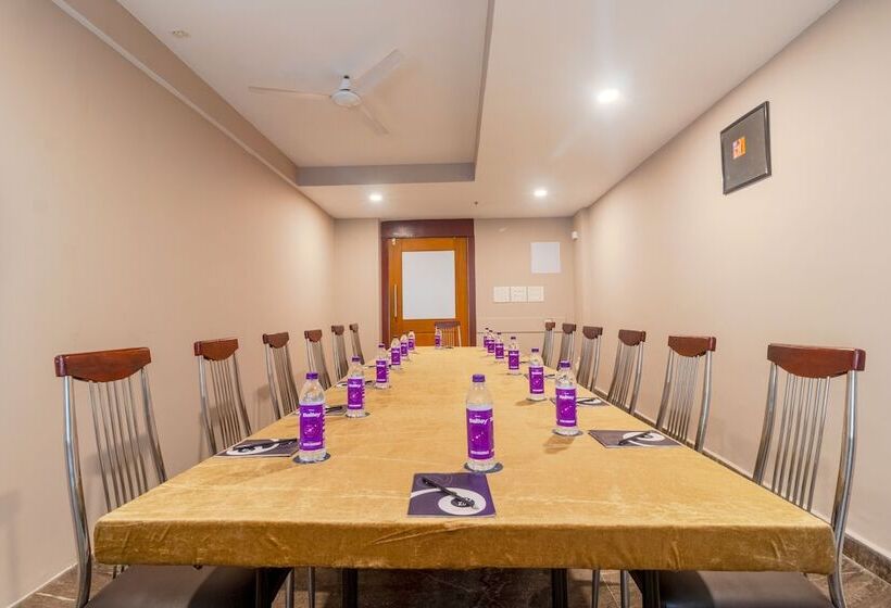 Zip By Spree Hotels Mangala Towers Thrissur