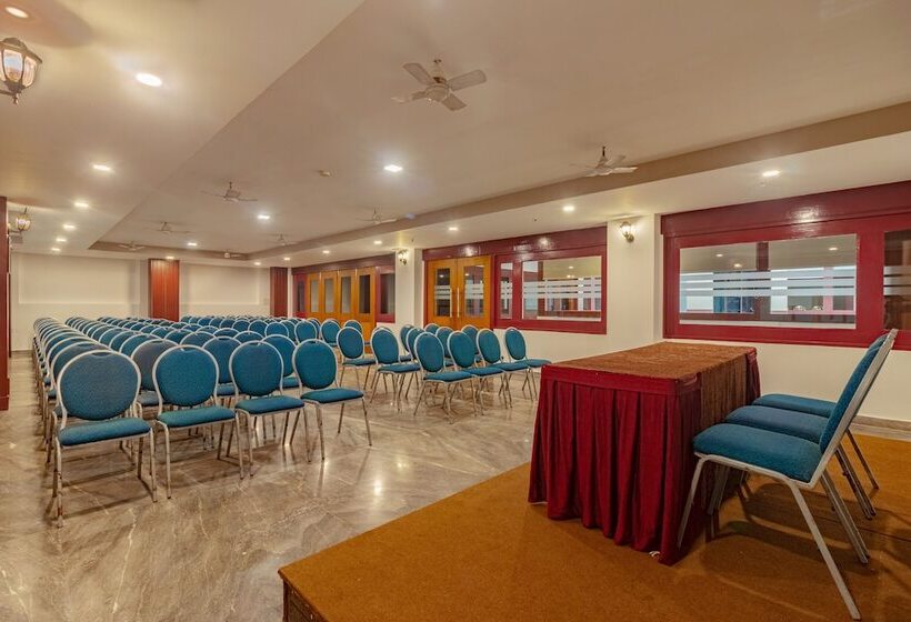 Zip By Spree Hotels Mangala Towers Thrissur