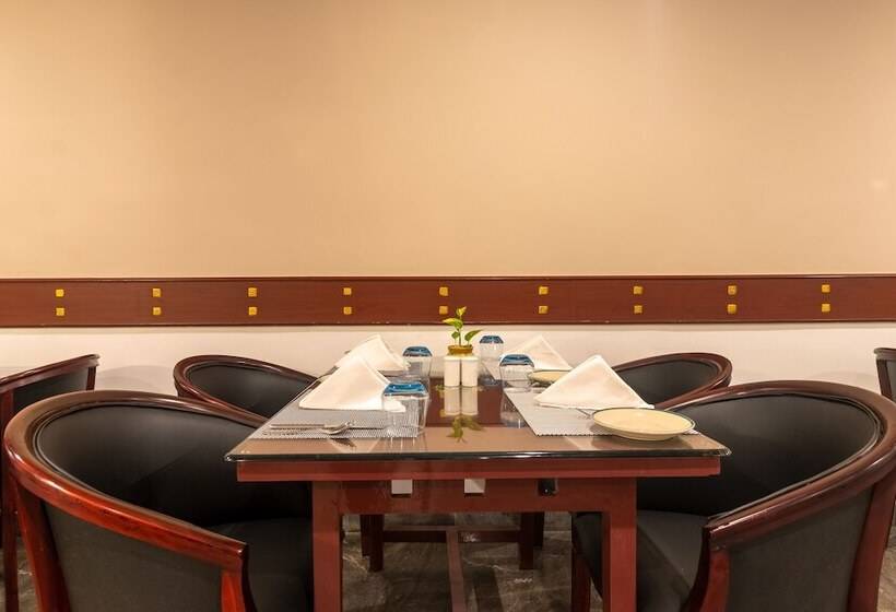 Zip By Spree Hotels Mangala Towers Thrissur