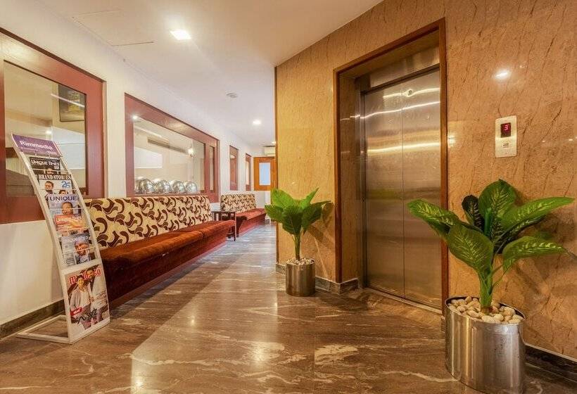 Zip By Spree Hotels Mangala Towers Thrissur