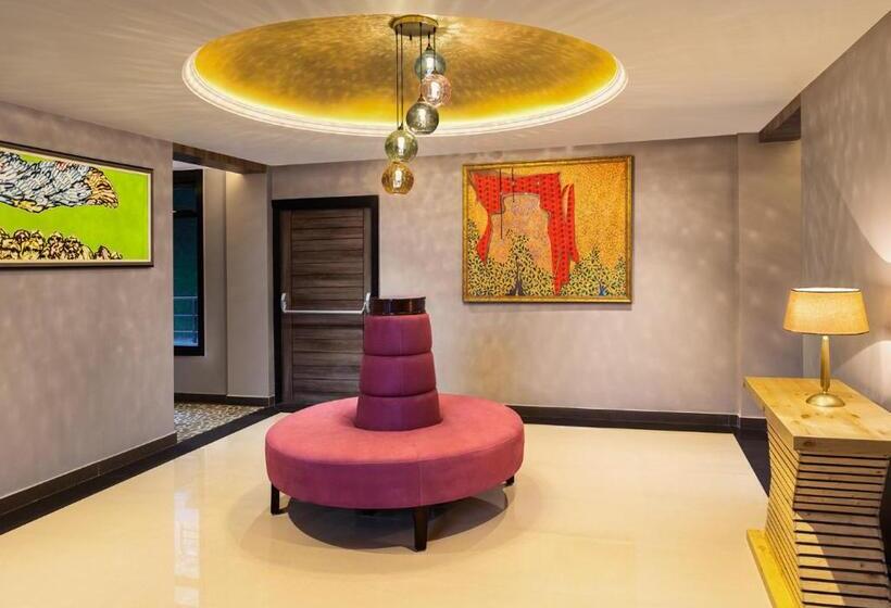 Justa Cliffend Resort & Spa Mashobra