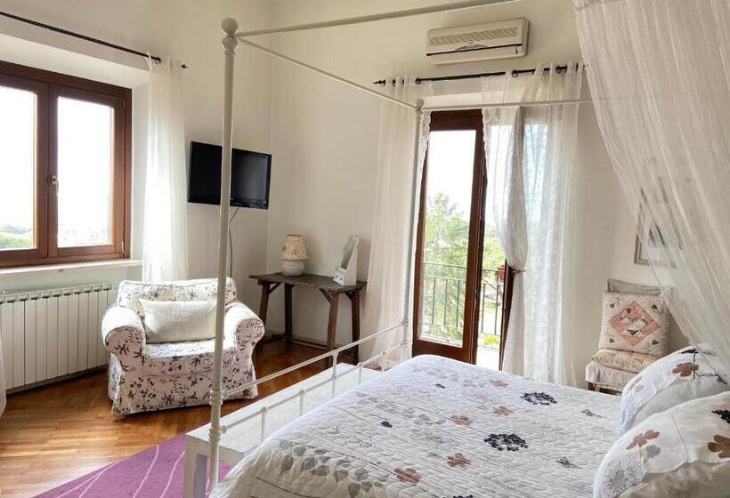 پانسیون “casa Amélie”