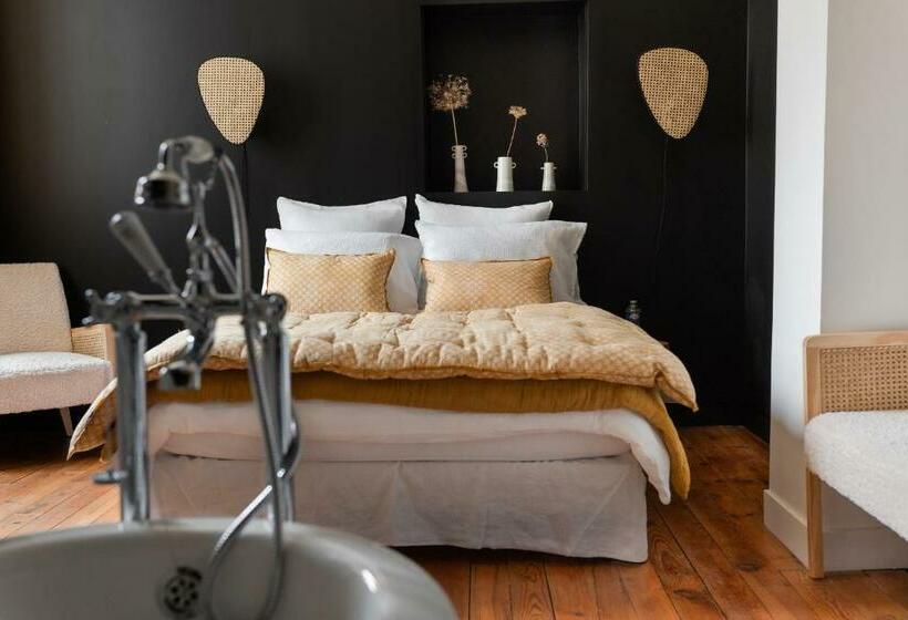 פנסיון Maison Hulotte