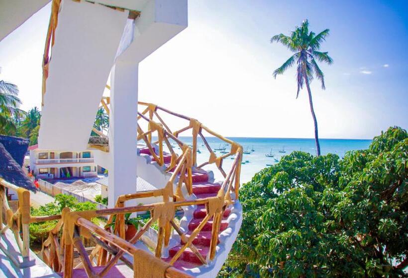 پانسیون Room In Bb   Room Ally At The Beach For 2 3 Guests