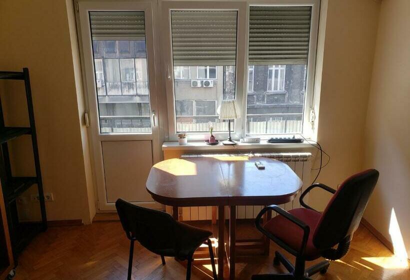 Private Cozy Room 2 With Shared Kitchen In Appartment