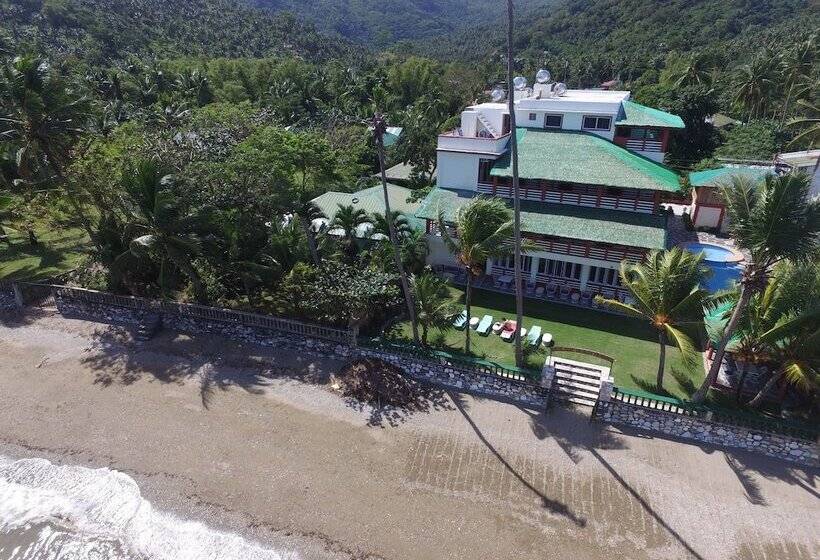 Badladz Beach And Dive Resort