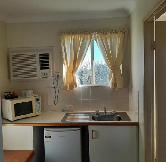 Country Rose Motel Warwick