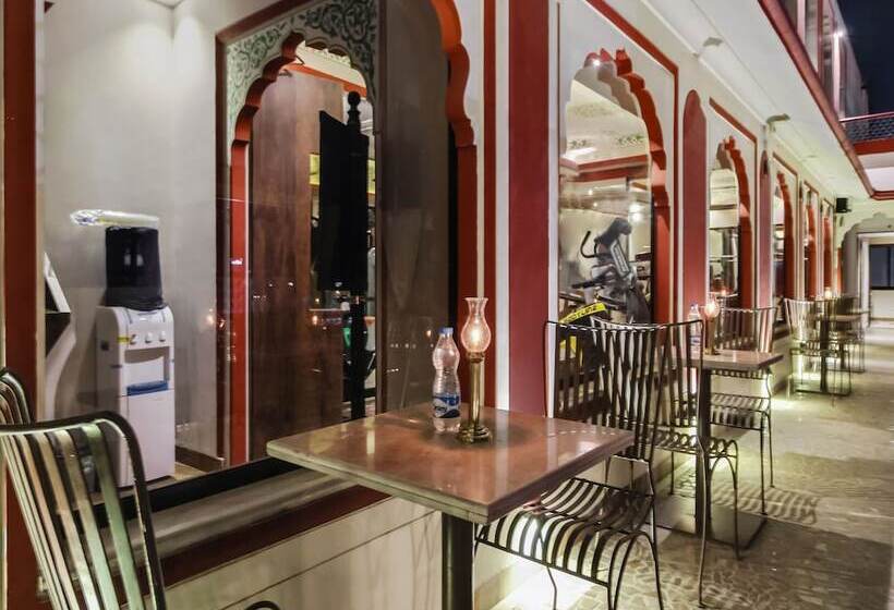 ホテル Arco Palace