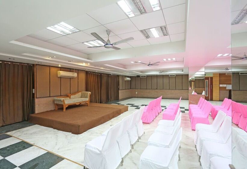 ホテル Arco Palace