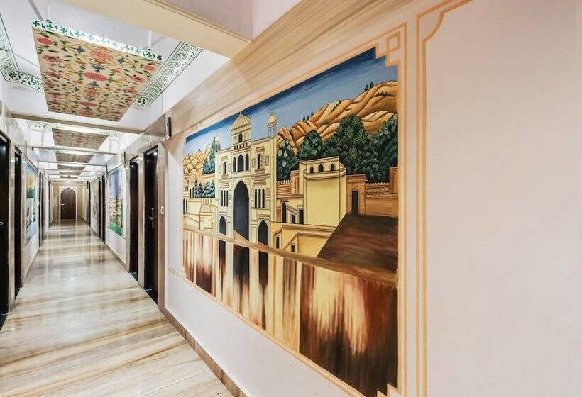 ホテル Arco Palace