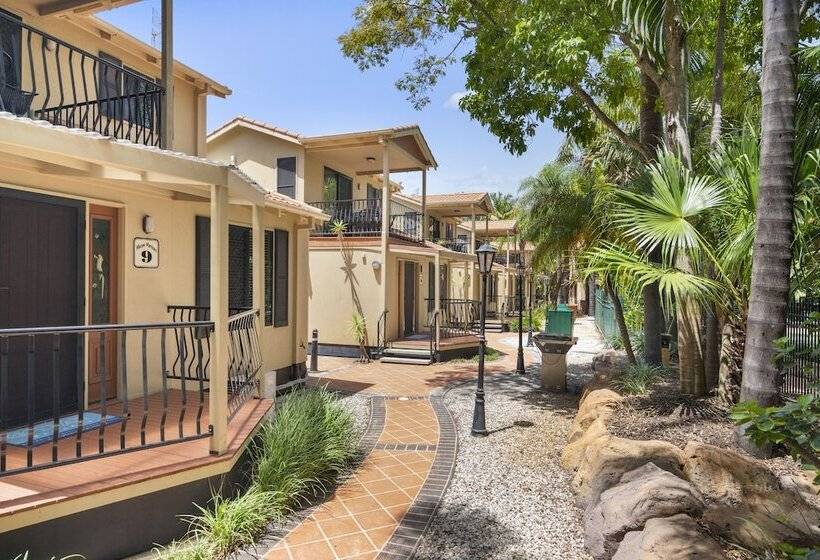 فندق Ashmore Palms Holiday Village