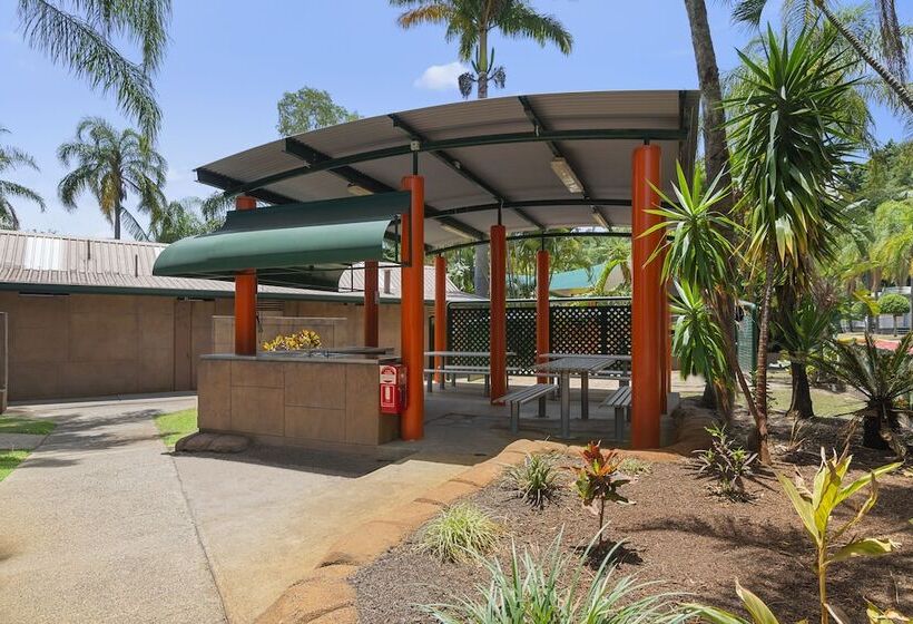 فندق Ashmore Palms Holiday Village