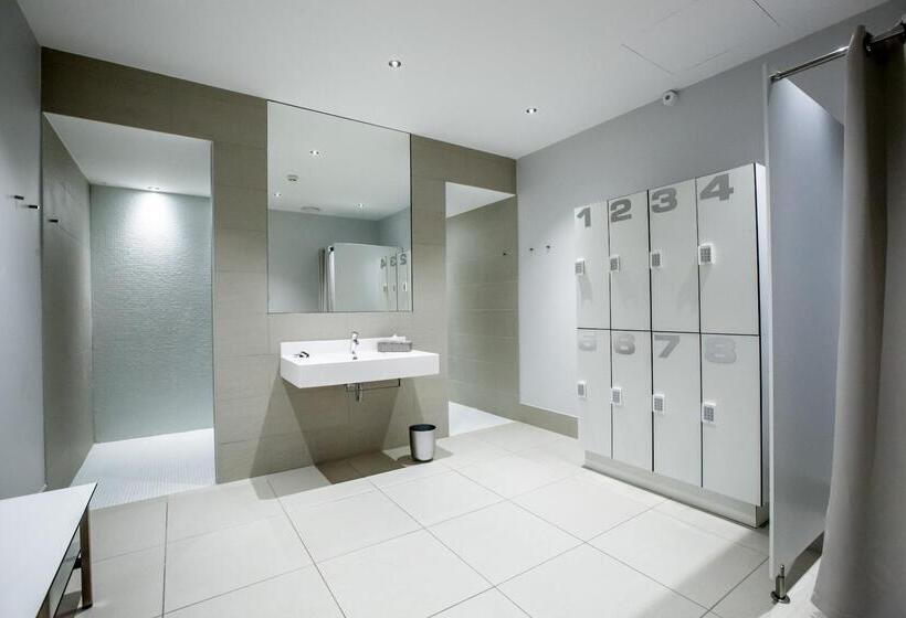 هتل Best Western Plus Hôtel & Spa De Chassieu