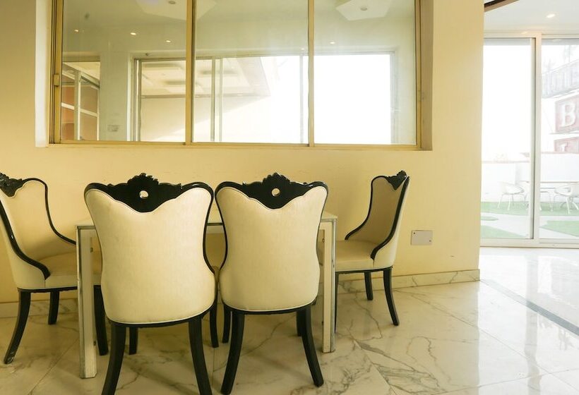 酒店 Blessings On Road Near New Delhi Railway Station