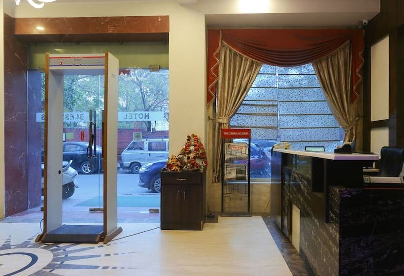 酒店 Blessings On Road Near New Delhi Railway Station