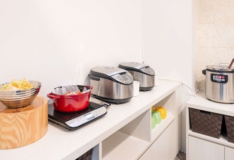 Отель Comfort Inn Naha Tomari Port