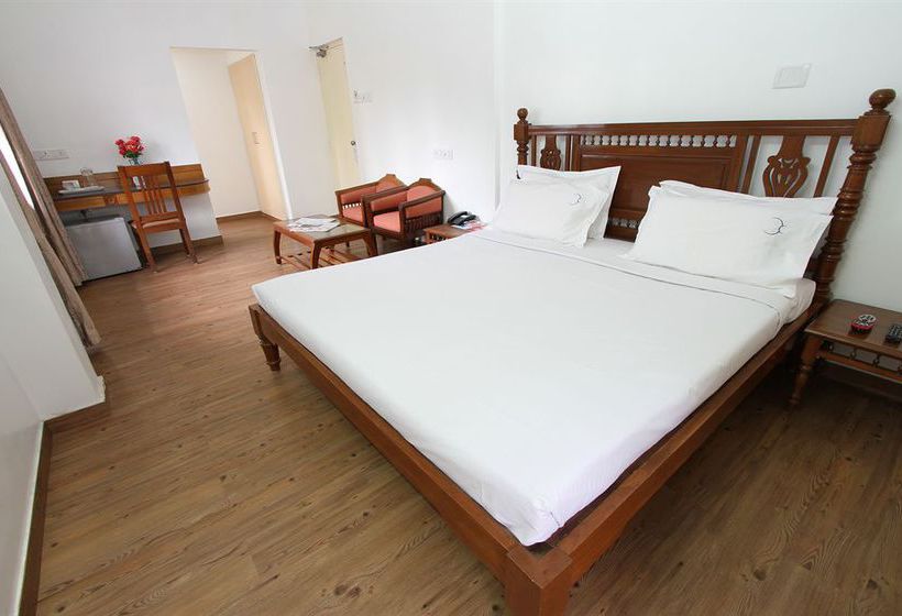 فندق Crescent Inn