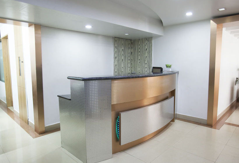 فندق Crescent Inn