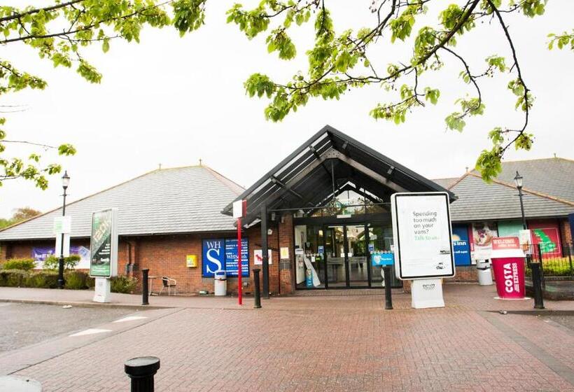 ホテル Days Inn Chesterfield   Tibshelf