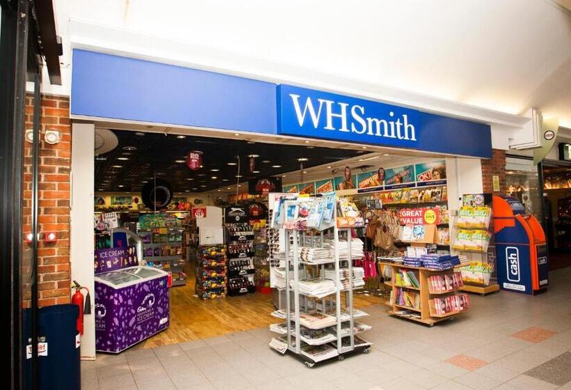 ホテル Days Inn Chesterfield   Tibshelf