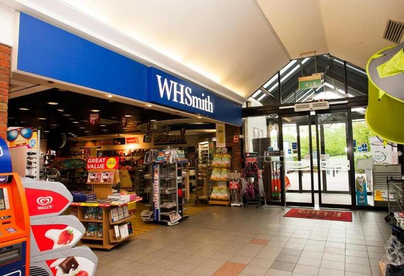 ホテル Days Inn Chesterfield   Tibshelf