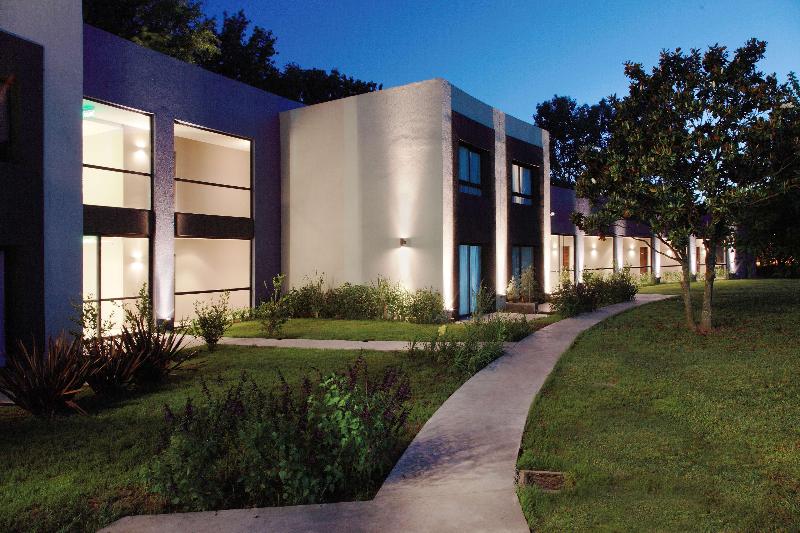 酒店 Dazzler By Wyndham Campana