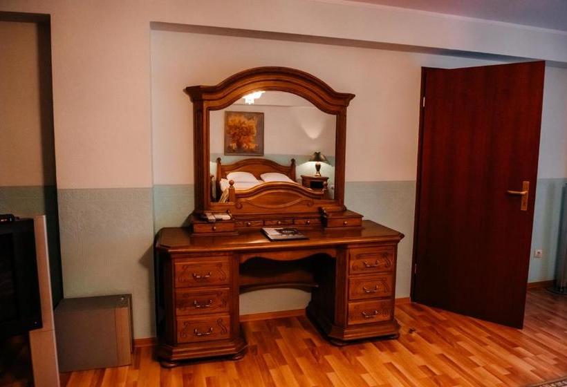 هتل Derzhavinskaya-tambov