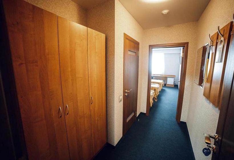 هتل Derzhavinskaya-tambov