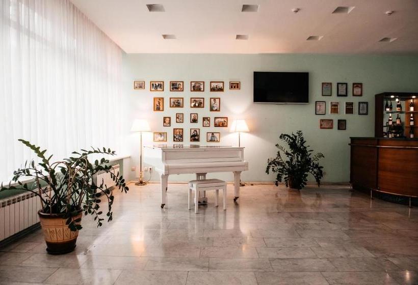 هتل Derzhavinskaya-tambov