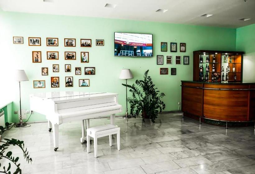 هتل Derzhavinskaya-tambov