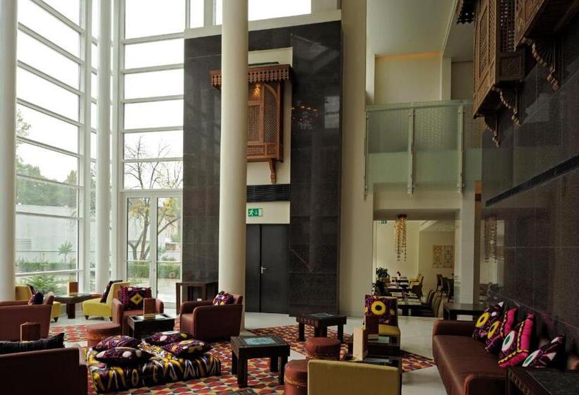 هتل Dushanbe Serena