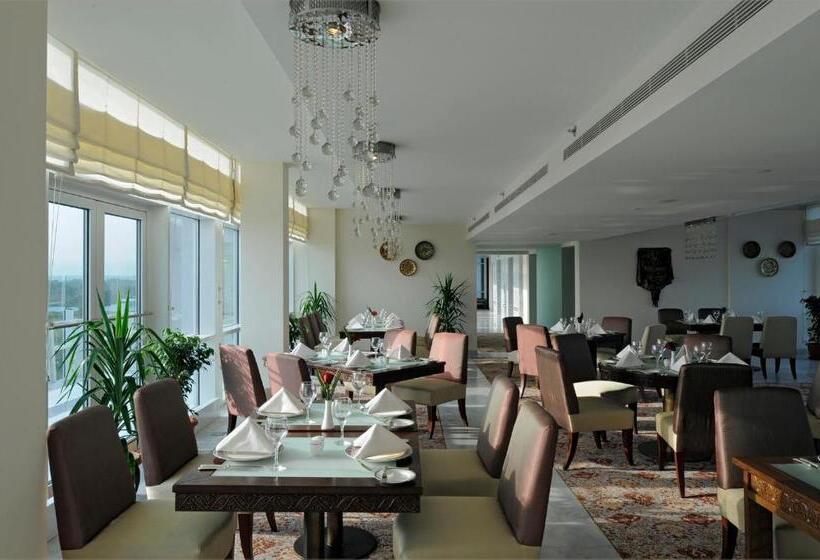 هتل Dushanbe Serena