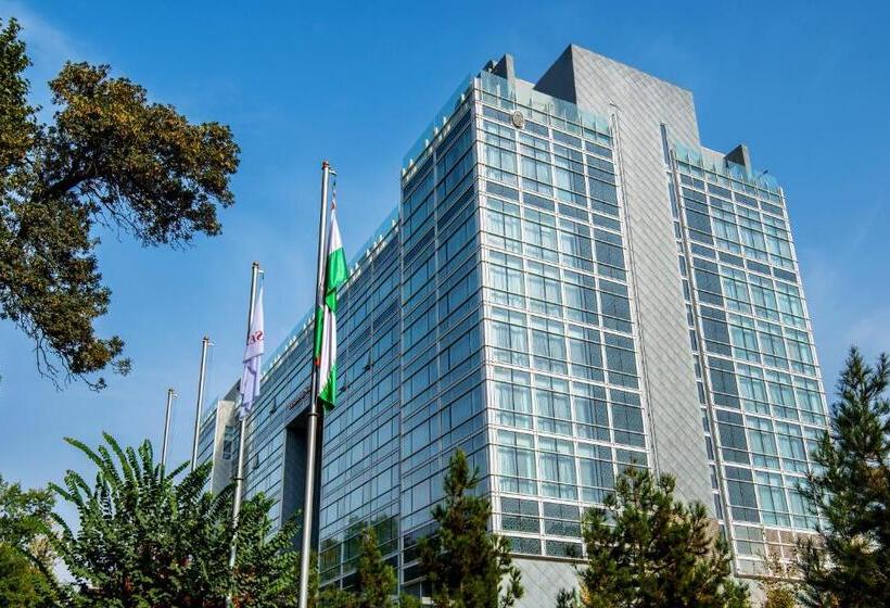 هتل Dushanbe Serena