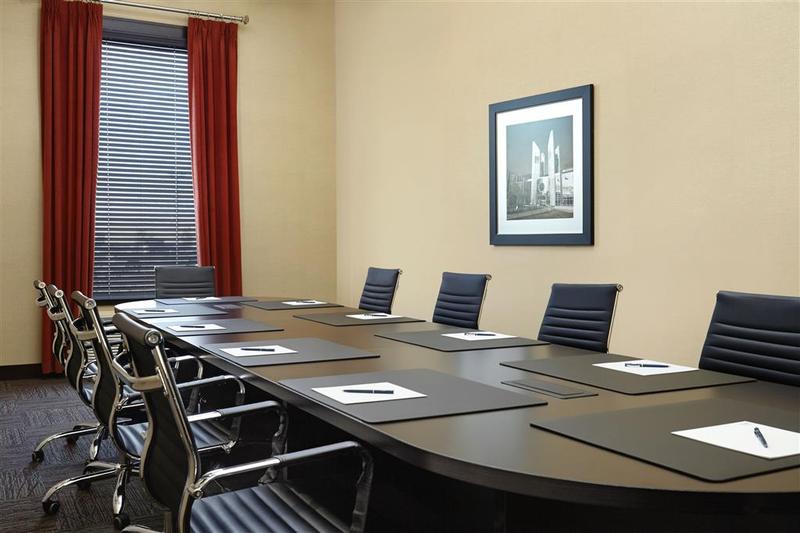 호텔 Four Points By Sheraton Edmonton Gateway