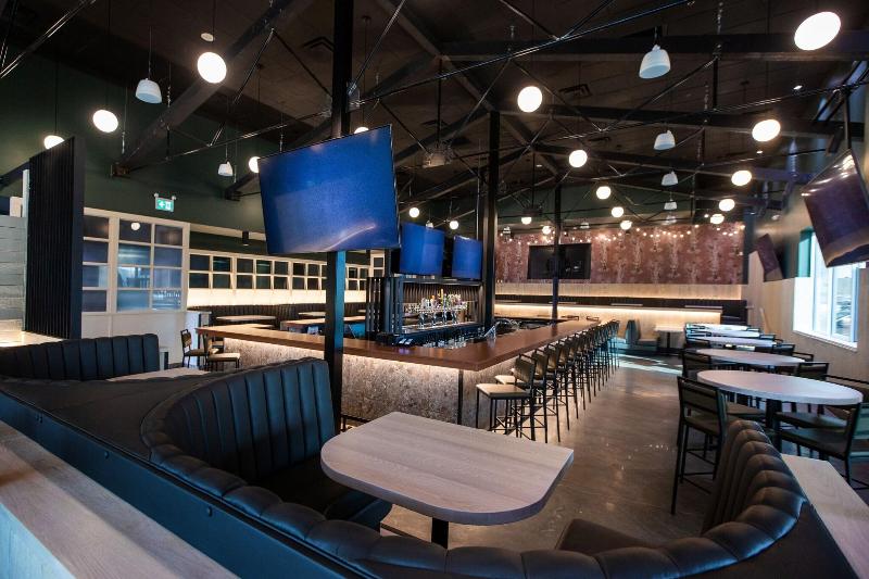 호텔 Four Points By Sheraton Edmonton Gateway