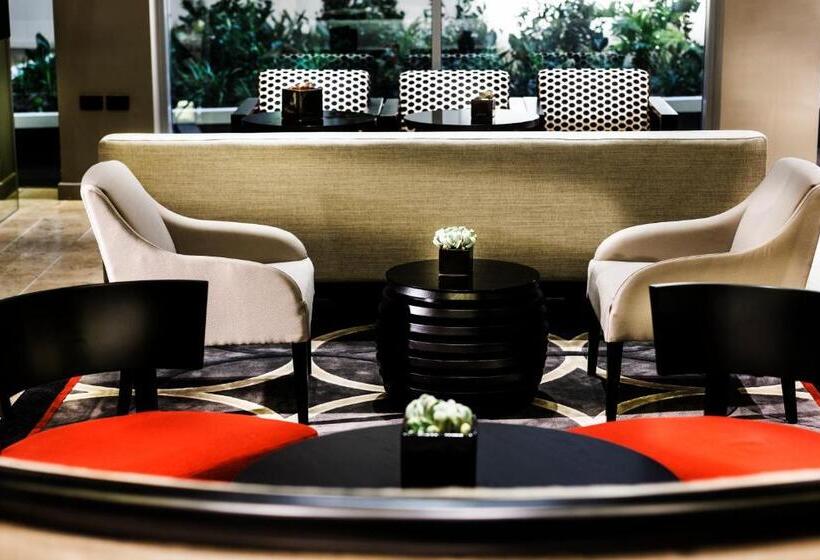 هتل Fraser Suites Perth