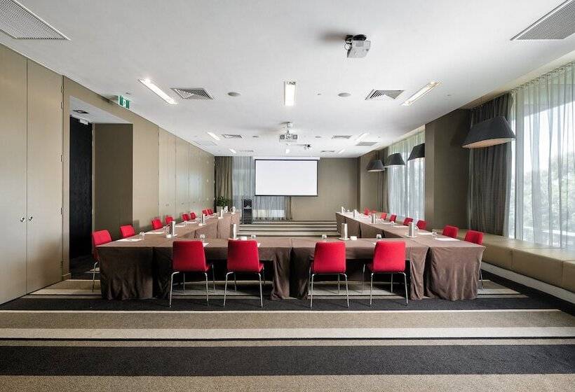 ホテル Fraser Suites Perth