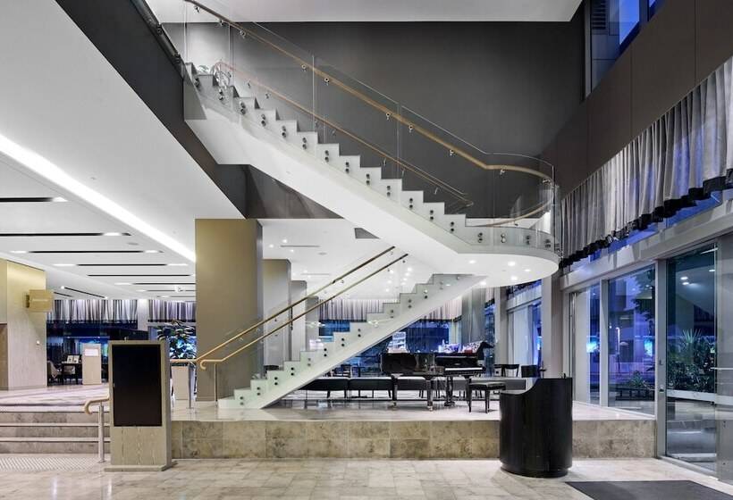 هتل Fraser Suites Perth