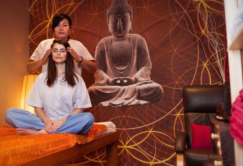 בית מלון כפרי Green Inn