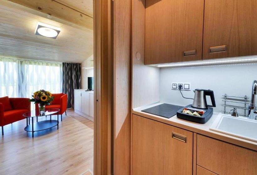 בית מלון כפרי Green Inn