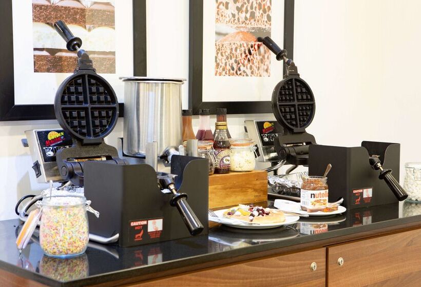 בית מלון כפרי Hampton By Hilton York